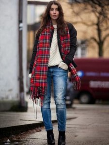 嘻哈不过时 棒球夹克上身要酷也要美